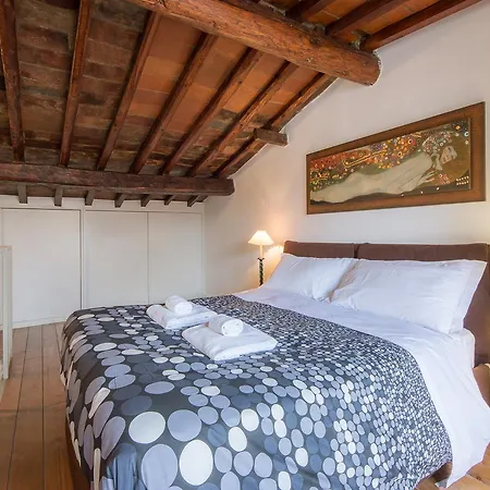 Mamo - Uffizi Gallery Rooftop Apartment *